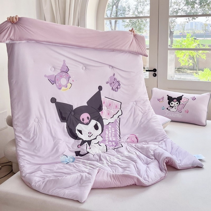 91家纺网 家纺一手货源 找家纺 蘭菲家纺 2025新款三丽鸥卡通印花夏被 巧克力