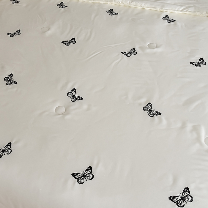 91家纺网 家纺一手货源 找家纺 （总）大麦家纺 2025新款水洗天丝绣花款夏被四件套