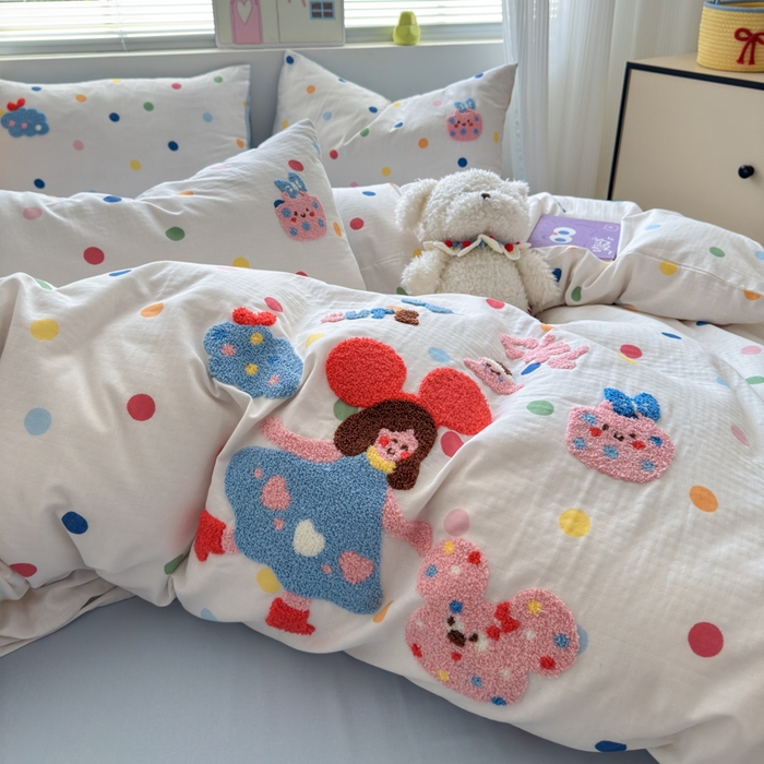 91家纺网 家纺一手货源 找家纺 如意朵 2025新款全棉双层纱小清新绣花四件套（专版花型） 快乐女孩