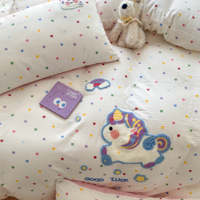 91家纺网 家纺一手货源 找家纺 如意朵 2025新款全棉双层纱小清新绣花四件套（专版花型） 彩虹小马