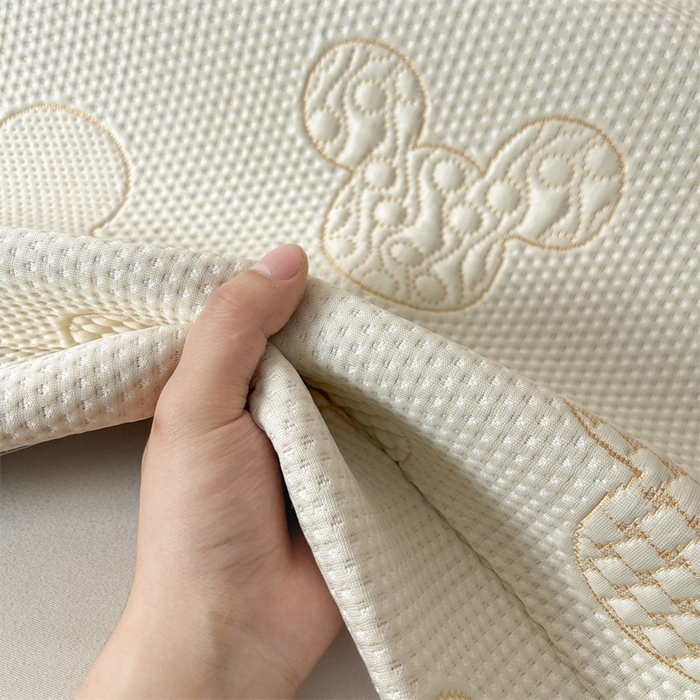 91家纺网 家纺一手货源 找家纺 雯豆家纺 2025新款PE高分子凉感提花凉席三件套绑带款席子平铺席 米奇宝-绑带款