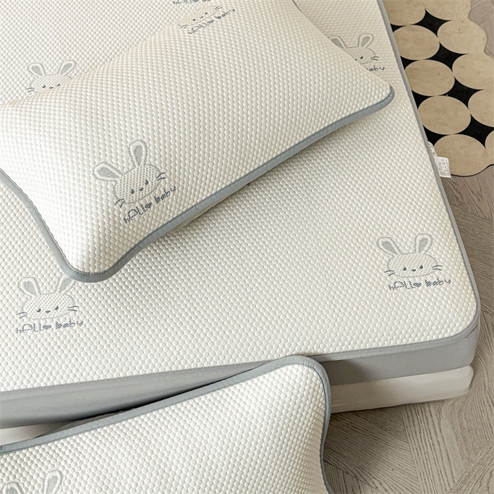 91家纺网 家纺一手货源 找家纺 雯豆家纺 2025新款PE凉感提花冰丝床笠三件套全包中分子床罩床垫保护套 吉祥兔-床笠款