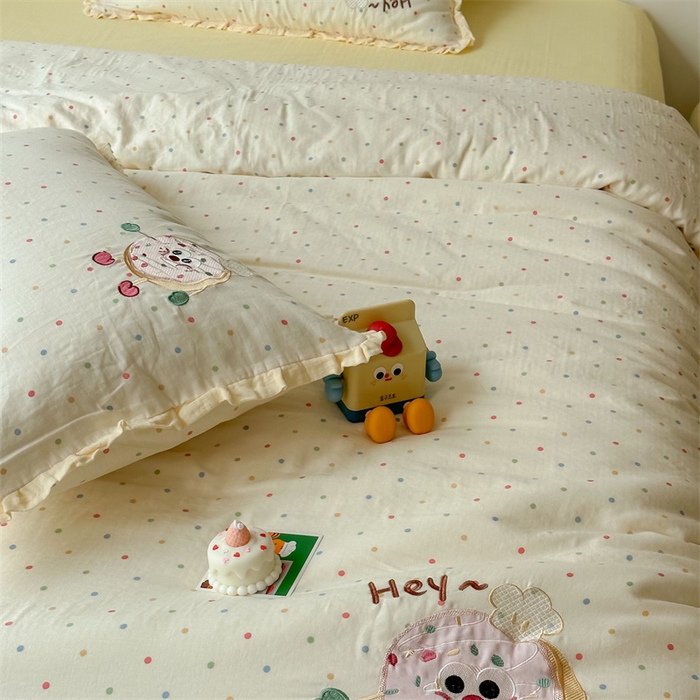 91家纺网 家纺一手货源 找家纺 潘朵拉家纺 2025新款全棉双层纱面包超人系列四件套 面包超人黄