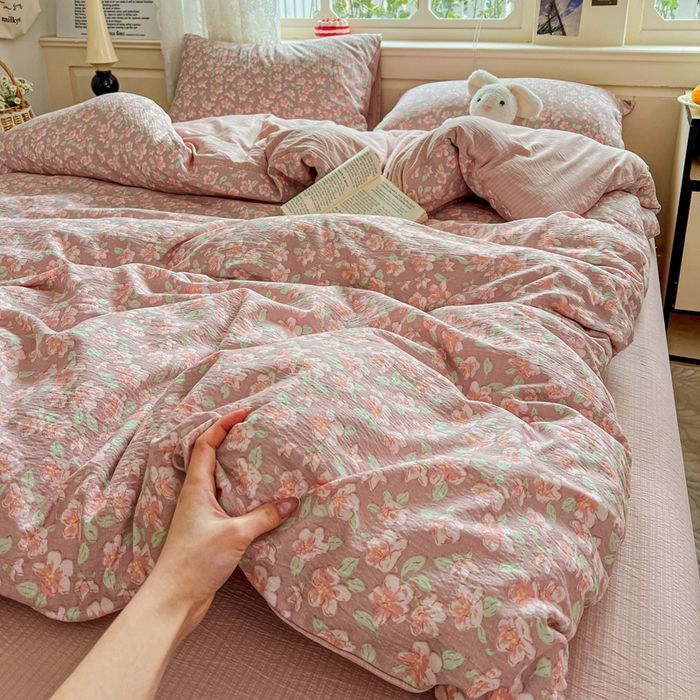 91家纺网 家纺一手货源 找家纺 一比一 2026新款云感皱皱双层纱四件套-简单款 水墨丹青红