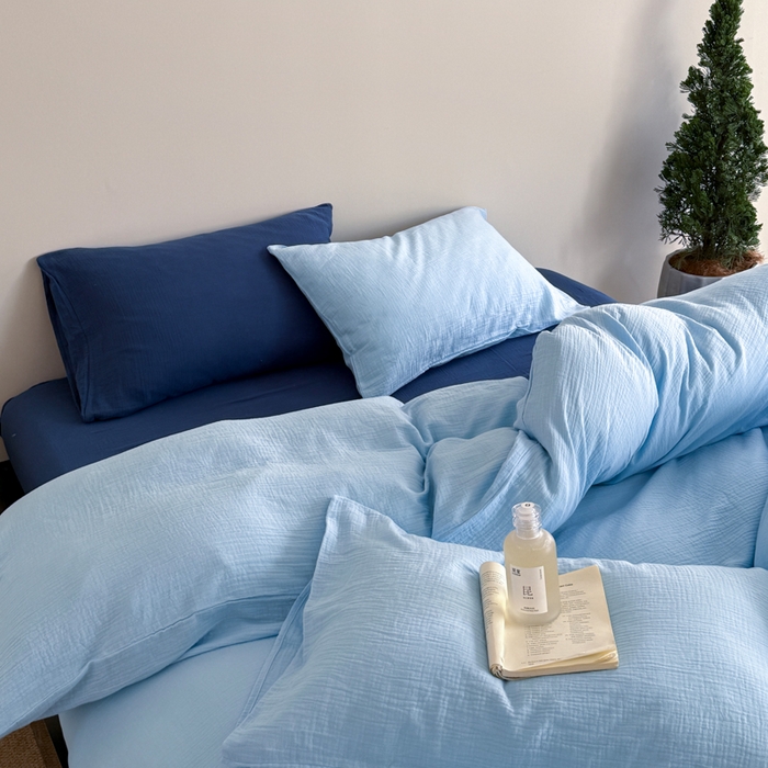 91家纺网 家纺一手货源 找家纺 山舍家居 2025新款皱皱双层纱纯色四件套 海风蓝蓝