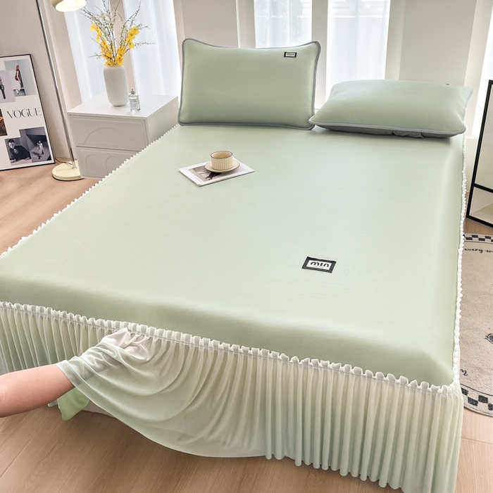 91家纺网 家纺一手货源 找家纺 子曰 2025新款A类高分子PE小清新凉感席系列-床裙款  小清新-绿