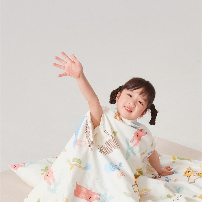 91家纺网 家纺一手货源 找家纺 艾佳宝贝 2025A类全棉纱布护肚防踢睡袋多功能盖毯宝宝夏被 动物的世界