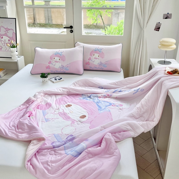 91家纺网 家纺一手货源 找家纺 蘭菲家纺 2025新款三丽鸥卡通印花夏被 去约会