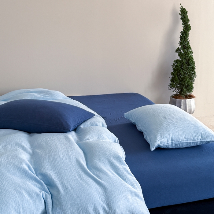 91家纺网 家纺一手货源 找家纺 山舍家居 2025新款皱皱双层纱纯色四件套 海风蓝蓝