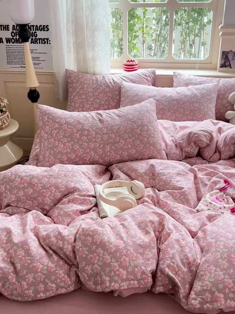 91家纺网 家纺一手货源 找家纺 一比一 2026新款云感皱皱双层纱四件套-简单款 水墨丹青红