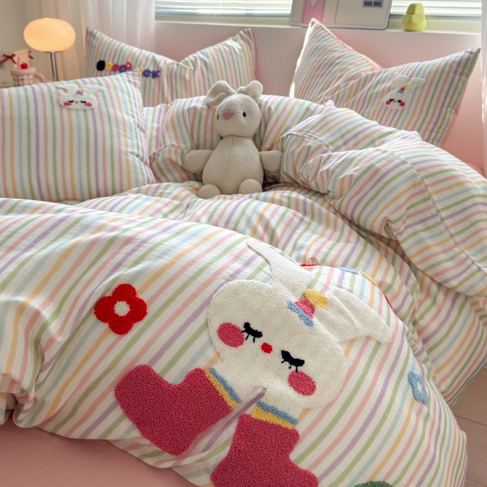 91家纺网 家纺一手货源 找家纺 如意朵 2025新款全棉双层纱小清新绣花四件套（专版花型） 蘑菇小兔