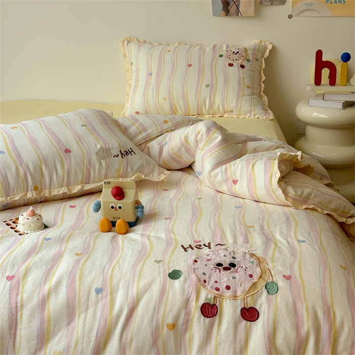 91家纺网 家纺一手货源 找家纺 潘朵拉家纺 2025新款全棉双层纱面包超人系列四件套 面包超人粉