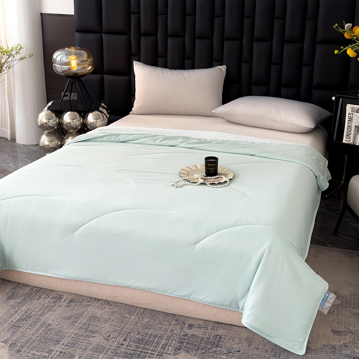 91家纺网 家纺一手货源 找家纺 星巴k家纺 2025新款亚朵同款凉感丝夏被夏凉被空调被自在眠自然醒 薄荷冰青