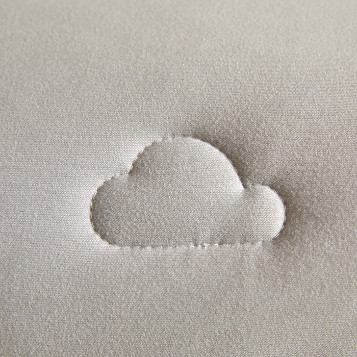 91家纺网 家纺一手货源 找家纺 大彩家居 2025新款A类针织四季被-场景一 香草灰