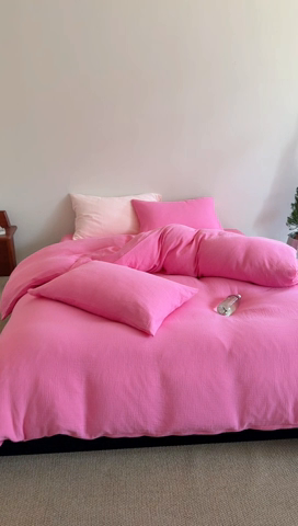 91家纺网 家纺一手货源 找家纺 山舍家居 2025新款皱皱双层纱纯色四件套 春日玫红