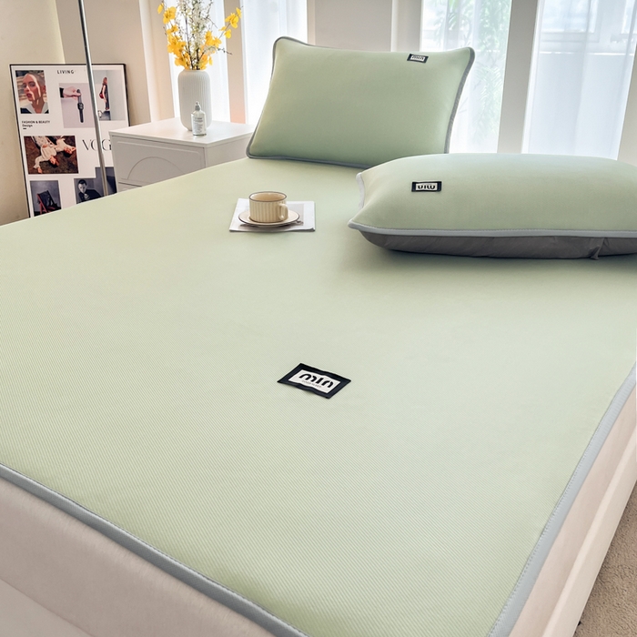 91家纺网 家纺一手货源 找家纺 子曰 2025新款A类高分子PE小清新凉感席系列-床垫款 小清新-绿