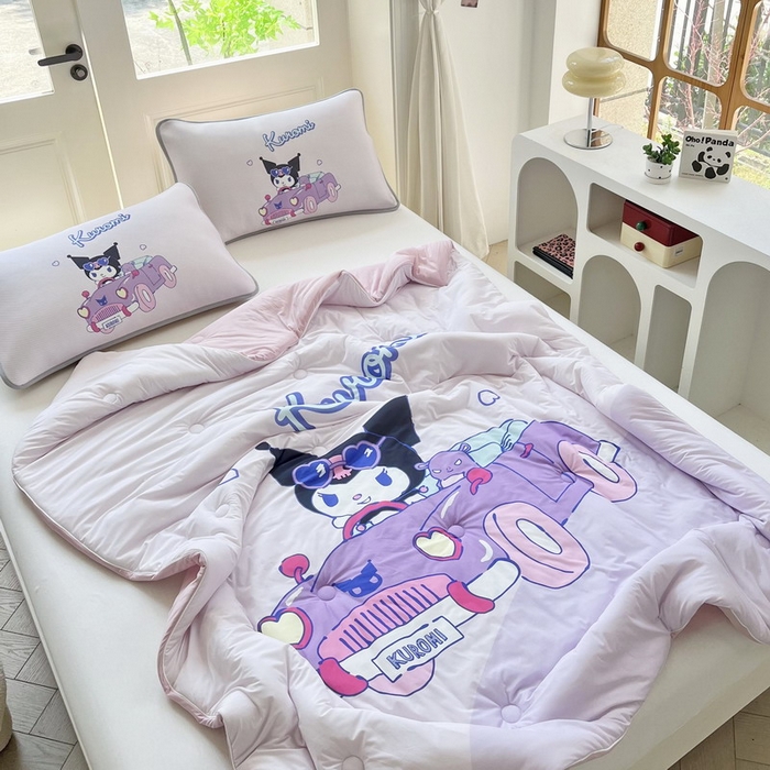 91家纺网 家纺一手货源 找家纺 蘭菲家纺 2025新款三丽鸥卡通印花夏被 兜风