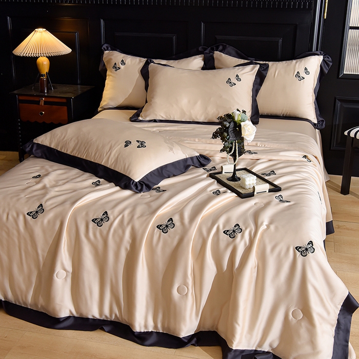 91家纺网 家纺一手货源 找家纺 大麦家纺 2025新款水洗天丝绣花款夏被四件套 蝴蝶飞飞-奶杏