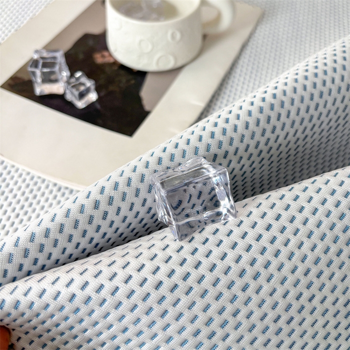 91家纺网 家纺一手货源 找家纺 雯豆家纺 2025新款PE高分子凉感提花凉席三件套绑带款席子平铺席 小脚印-绑带款