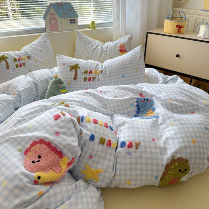 91家纺网 家纺一手货源 找家纺 如意朵 2025新款全棉双层纱小清新绣花四件套（专版花型） 恐龙派对