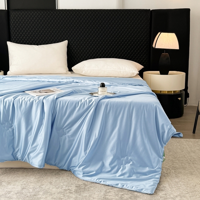 91家纺网 家纺一手货源 找家纺 茧羽世家 2025新款流光溢彩系列夏被夏被夏凉被空调被 流光溢彩 兰