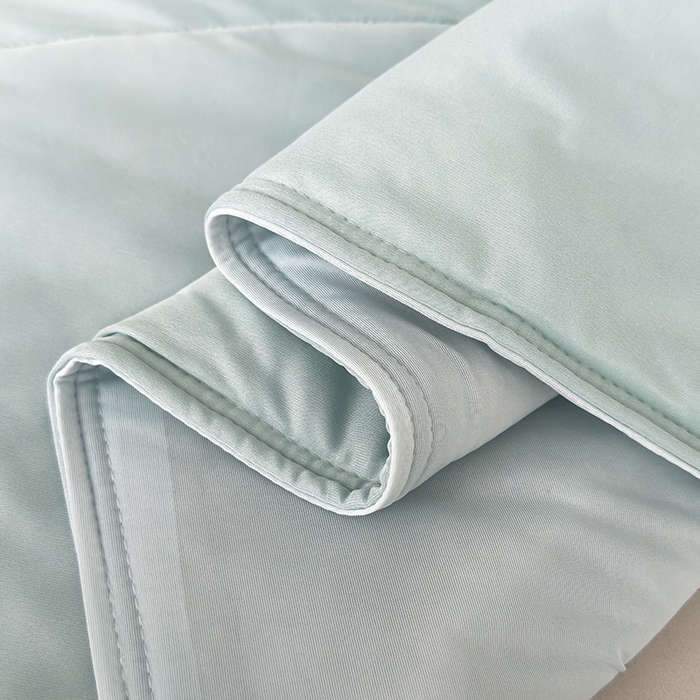 91家纺网 家纺一手货源 找家纺 星巴k家纺 2025新款亚朵同款凉感丝夏被夏凉被空调被自在眠自然醒 薄荷冰青