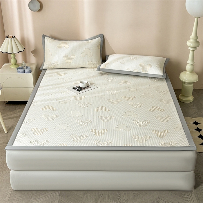 91家纺网 家纺一手货源 找家纺 （总）雯豆家纺 2025新款PE高分子凉感提花凉席三件套绑带款席子平铺席