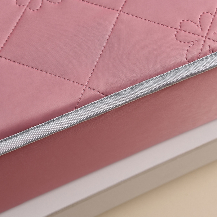 91家纺网 家纺一手货源 找家纺 2025新款清凉舒适凉感丝夏被四件套 豆沙