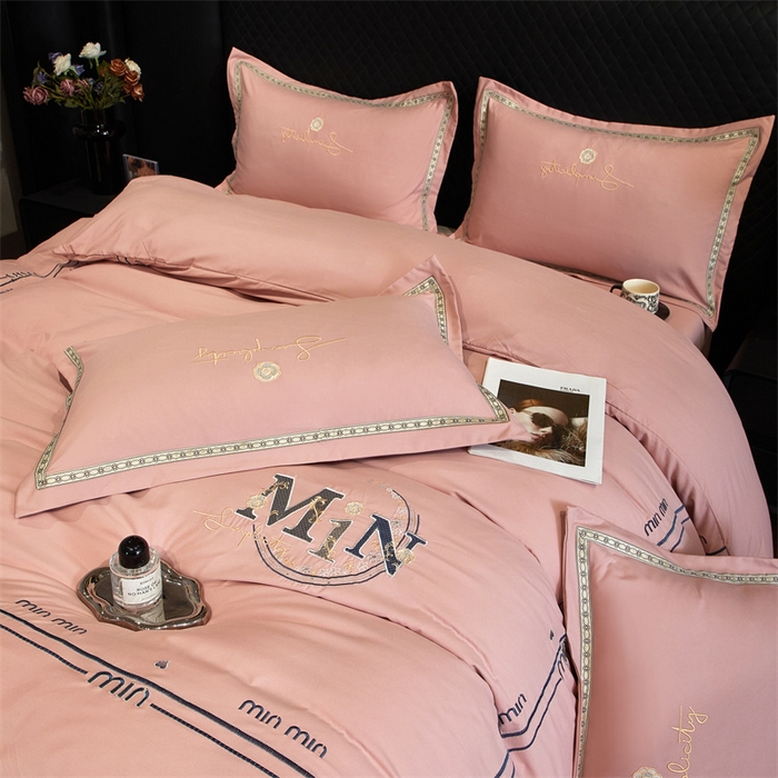 91家纺网 家纺一手货源 找家纺 佳宇轩 2025新款亲肤水洗棉刺绣四件套系列 简约时代-粉玉