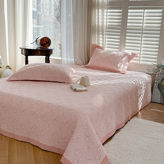 91家纺网 家纺一手货源 找家纺 琳可家居 花开蝶自来系列双面再生纤维素纤维床盖高温水洗两面可用 花开蝶自来-粉