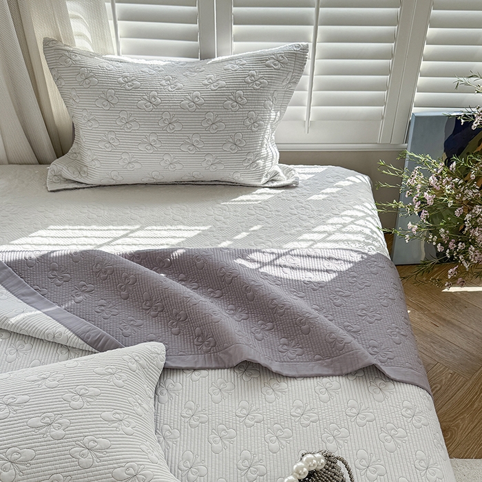 91家纺网 家纺一手货源 找家纺 （总）琳可家居 花开蝶自来系列双面再生纤维素纤维床盖高温水洗两面可用