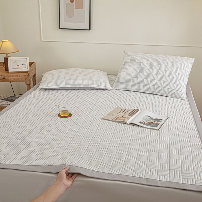 91家纺网 家纺一手货源 找家纺 野马寝具跨境电商专供 2025新款高分子冰感垫软凉席 正方格