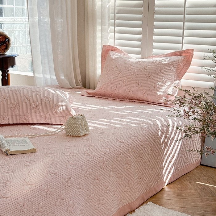 91家纺网 家纺一手货源 找家纺 琳可家居 花开蝶自来系列双面再生纤维素纤维床盖高温水洗两面可用 花开蝶自来-粉