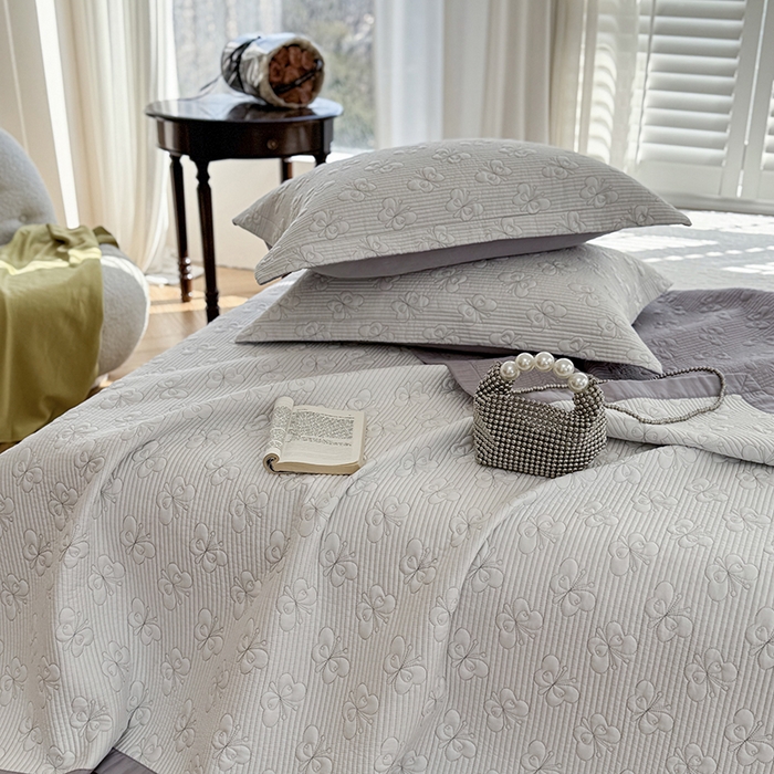 91家纺网 家纺一手货源 找家纺 （总）琳可家居 花开蝶自来系列双面再生纤维素纤维床盖高温水洗两面可用