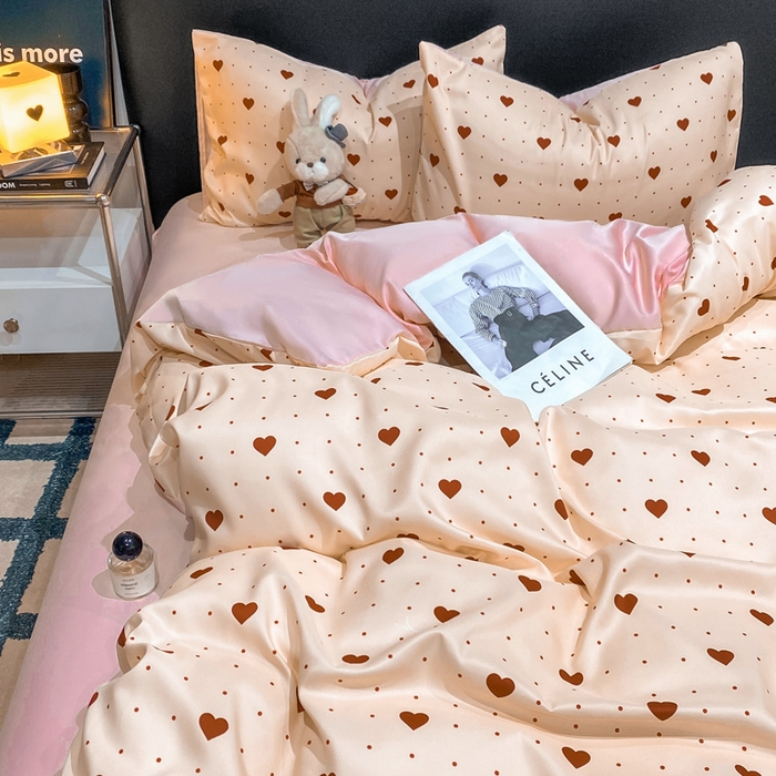 91家纺网 家纺一手货源 找家纺 2025新款爱心系列高克重数码印花水洗真丝四件套 爱心-粉