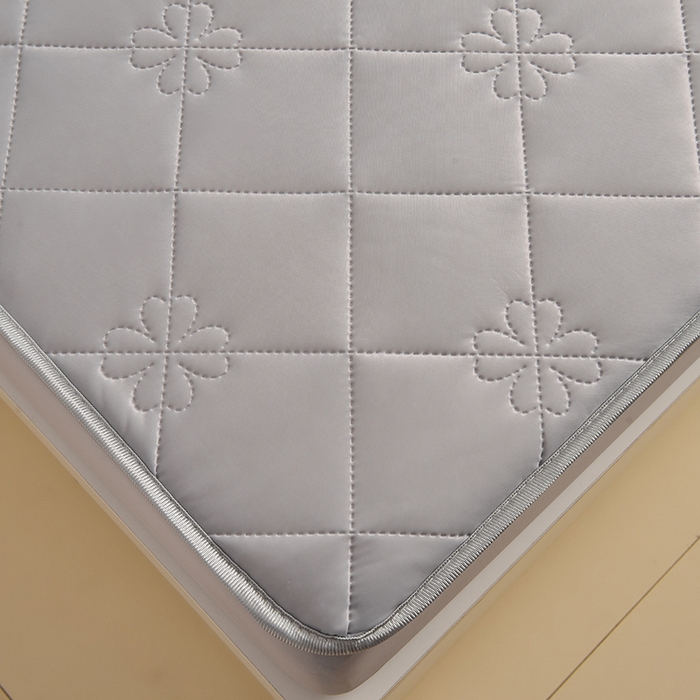 91家纺网 家纺一手货源 找家纺 2025新款清凉舒适凉感丝夏被四件套 绅士灰