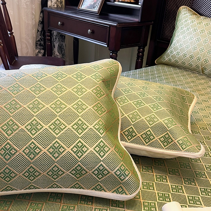 91家纺网 家纺一手货源 找家纺 麒豆豆 2025新款花边床笠款冰藤席-夏之语 葱绿