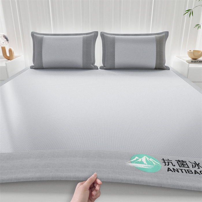 91家纺网 家纺一手货源 找家纺 （总）爱宝被业 2025新款亲肤凉感抗菌冰丝凉席席子