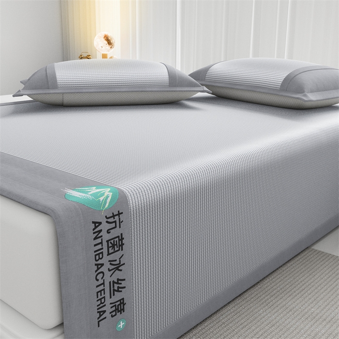 91家纺网 家纺一手货源 找家纺 爱宝被业 2025新款亲肤凉感抗菌冰丝凉席席子 轻银灰