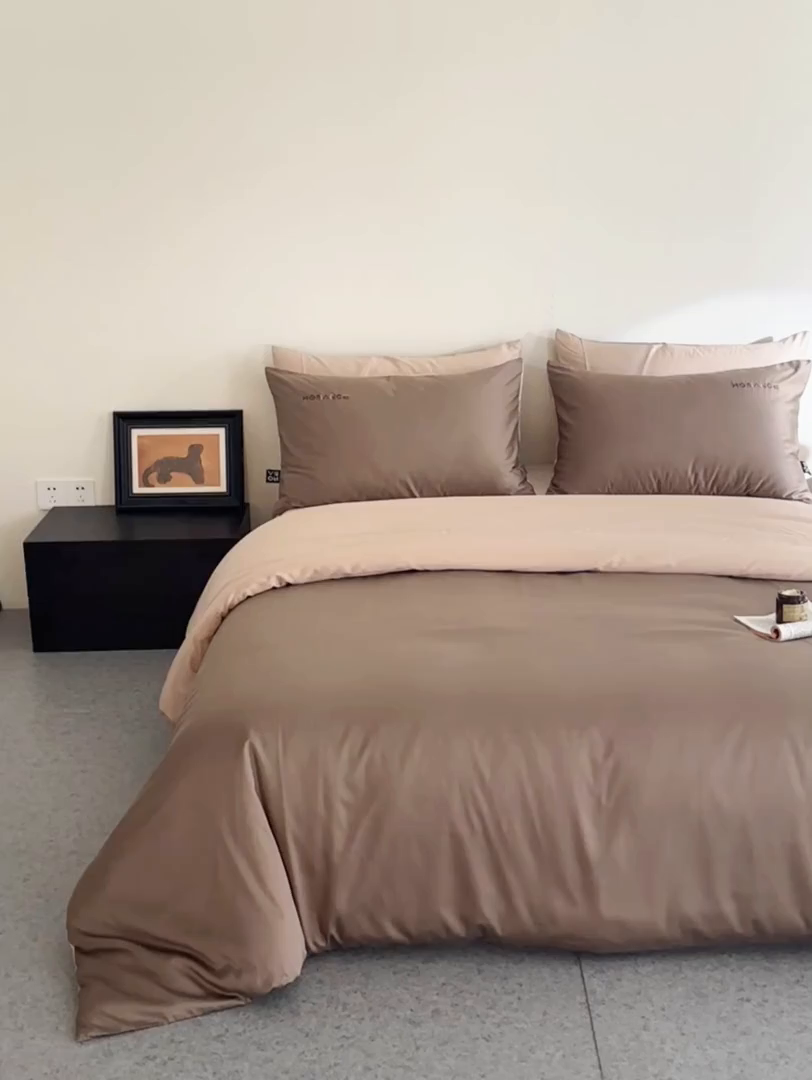 91家纺网 家纺一手货源 找家纺 618家纺 2025新款A类全棉60S100支纯棉长绒棉四件套系列 简爱米棕