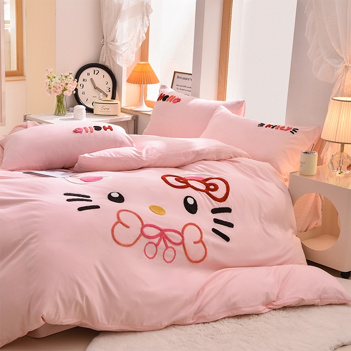 91家纺网 家纺一手货源 找家纺 乐窝家纺仓储 2025新款云朵棉毛巾绣磨毛四件套 KT猫