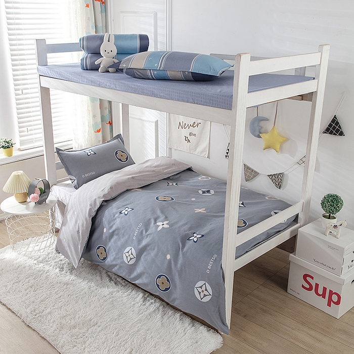 91家纺网 家纺一手货源 找家纺  提供买家秀爆款花型不断货）2025新款全棉AB版13372学生宿舍印花三件套双面纯棉床单款上下铺单人 维乐-灰