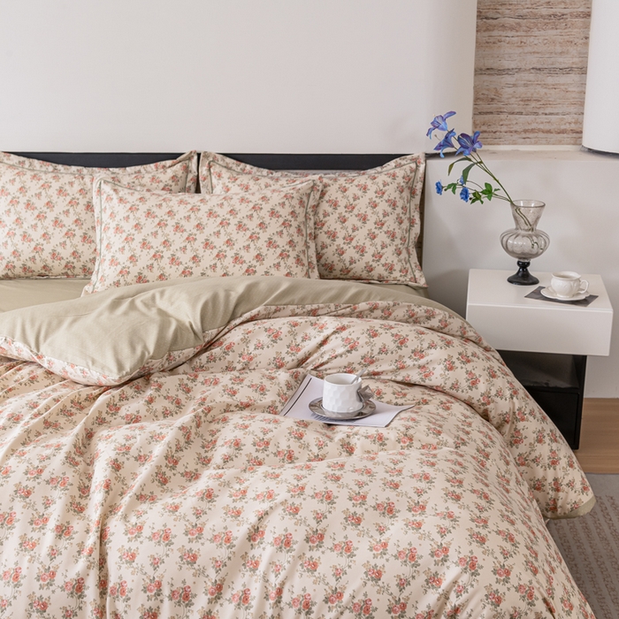 91家纺网 家纺一手货源 找家纺 巧格家纺 2025爆款超柔云朵棉双层纱四件套不起球不掉色床裙款 巴黎春天