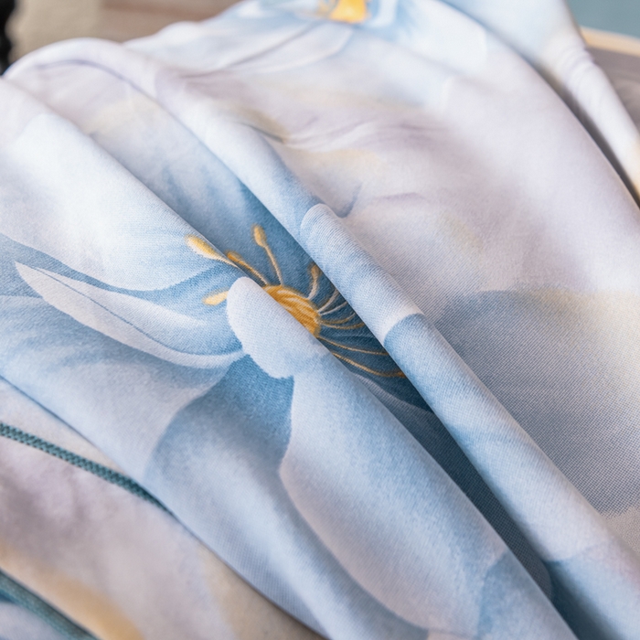 91家纺网 家纺一手货源 找家纺 巧格家纺 2025爆款超柔云朵棉双层纱四件套不起球不掉色床裙款 梦华录-蓝