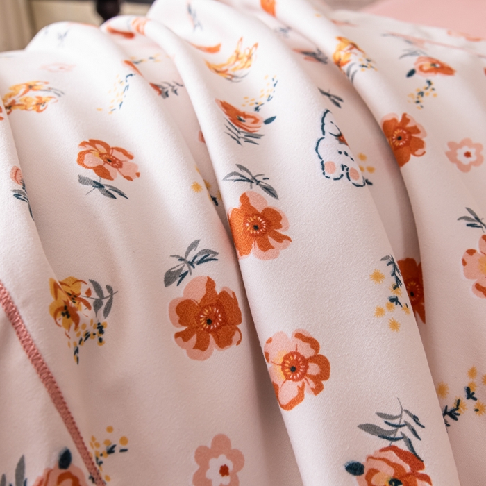 91家纺网 家纺一手货源 找家纺 巧格家纺 2025爆款超柔云朵棉双层纱四件套不起球不掉色床裙款 小幸运-米