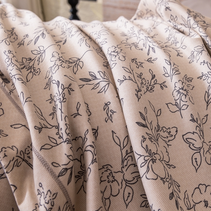 91家纺网 家纺一手货源 找家纺 巧格家纺 2025爆款超柔云朵棉双层纱四件套不起球不掉色床裙款 浮光叶影-咖