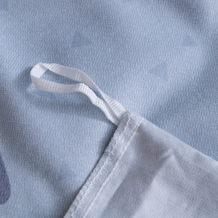 91家纺网 家纺一手货源 找家纺 巧格家纺 2025爆款超柔云朵棉双层纱四件套不起球不掉色床裙款 几何空间-蓝