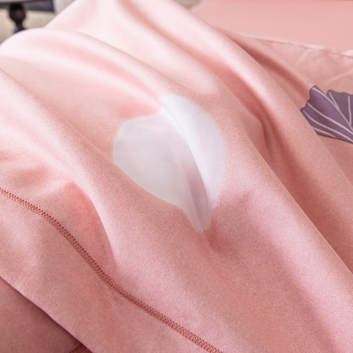 91家纺网 家纺一手货源 找家纺 巧格家纺 2025爆款超柔云朵棉双层纱四件套不起球不掉色床裙款 杉杉来了-粉
