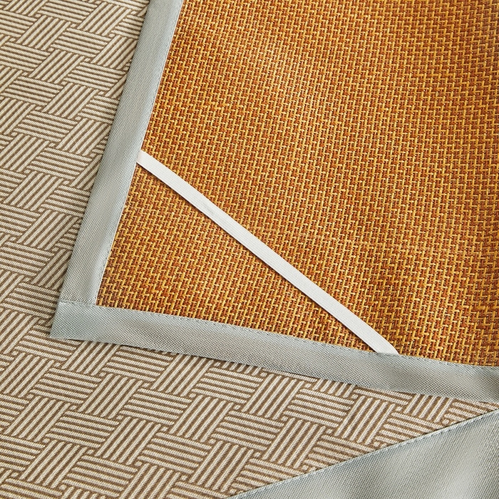 91家纺网 家纺一手货源 找家纺 梵希良品家纺 2025新款艾草宽边绣花冰藤席冰丝席凉席三件套 咖色