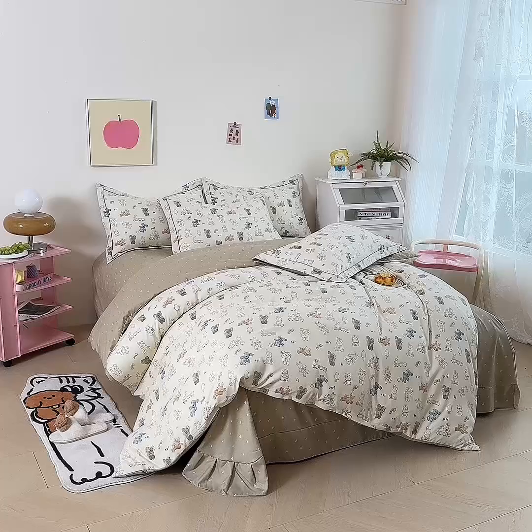 91家纺网 家纺一手货源 找家纺 巧格家纺 2025爆款超柔云朵棉双层纱四件套不起球不掉色床裙款 卡皮巴拉-米